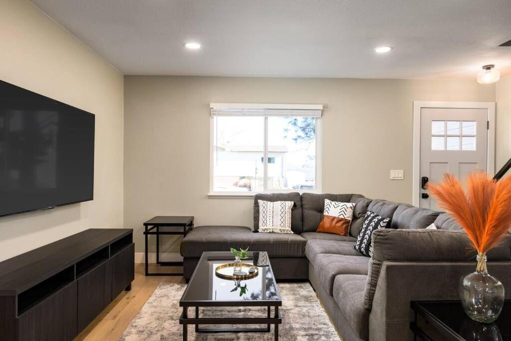 Cheerful Denver Hideaway W 2 Queen Beds Unit B Arvada Exteriör bild